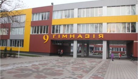 У Черкасах у тирі при школі хлопець прострелив собі голову