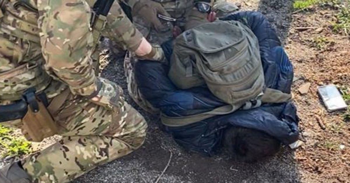В Житомирской области СБУ задержала агента ФСБ России, который собирал данные о войсках региона: видео
