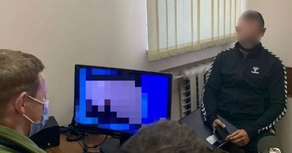 Известного российского блогера не пустили в Украину и запретили въезд на три года