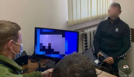 Известного российского блогера не пустили в Украину и запретили въезд на три года