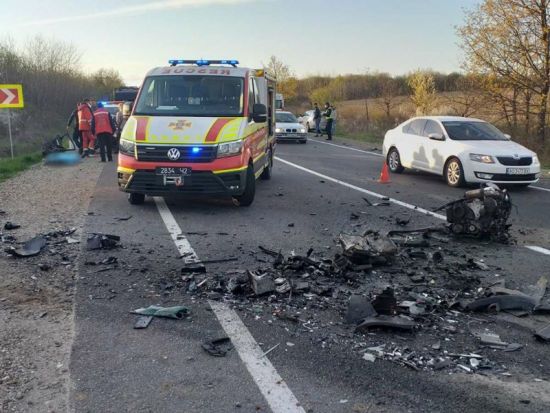 Смертельная авария на Закарпатье: в ДТП погибли три человека, еще один в реанимации (фото)