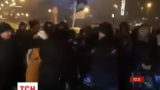 Напередодні ввечері кілька десятків людей перекрили головну вулицю Москви
