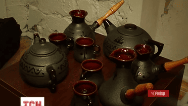 У Чернівцях вирішили продати на аукціоні роботи Слов'янських керамістів