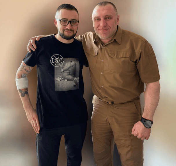 Стерненко показал фото с главой СБУ и пообещал месть