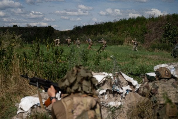 На Черниговщине курсант устроил стрельбу на полигоне, есть жертвы — УП