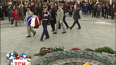 Сьогодні по всій планеті згадували загиблих у двох світових війнах