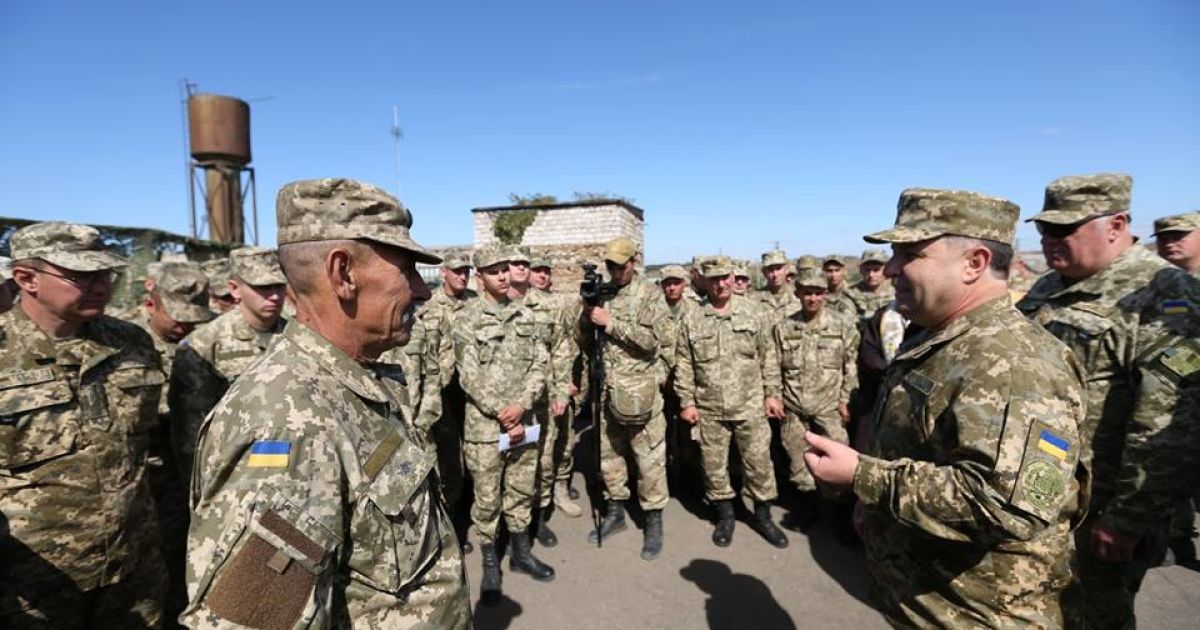 Полторак поздравил военных с Днем танкиста. / © Министерство обороны Украины