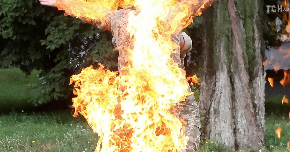 Під Дніпром чоловік намагався спалити себе живцем: медики назвали причину