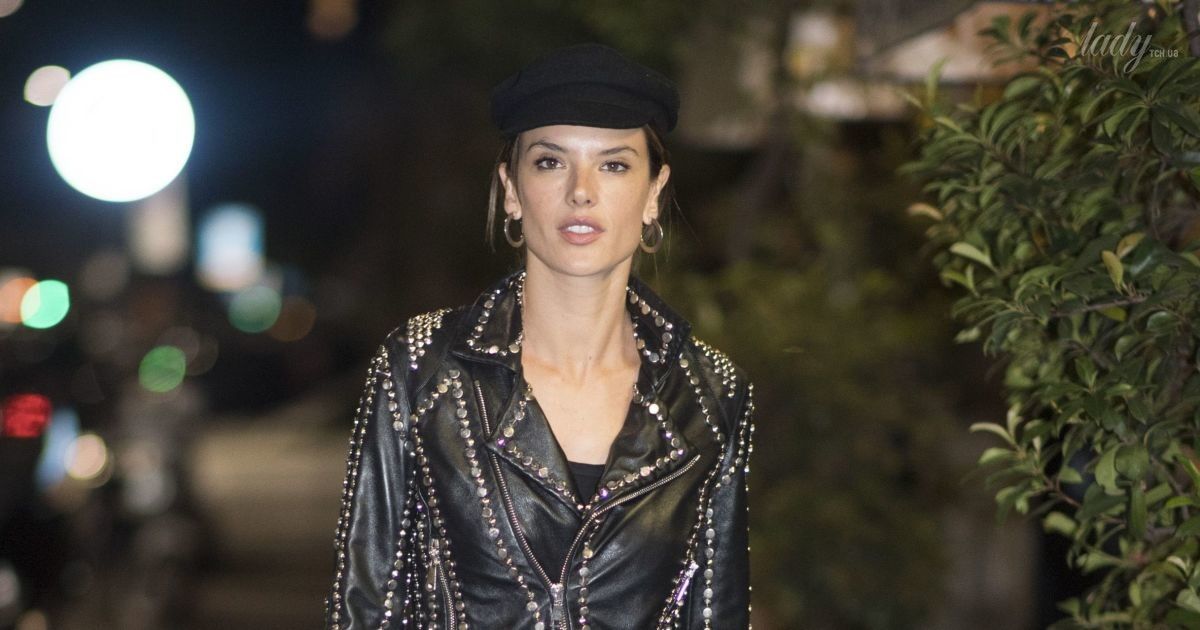 Алессандра Амбросио