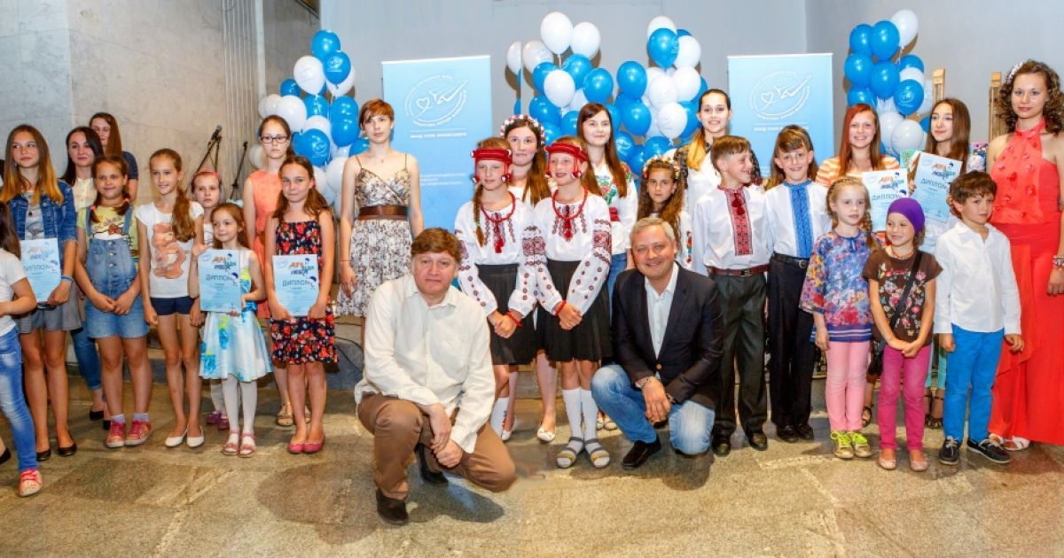 Общее фото участников конкурса &laquo;ВЕРА. НАДЕЖДА. ЛЮБОВЬ.&raquo;