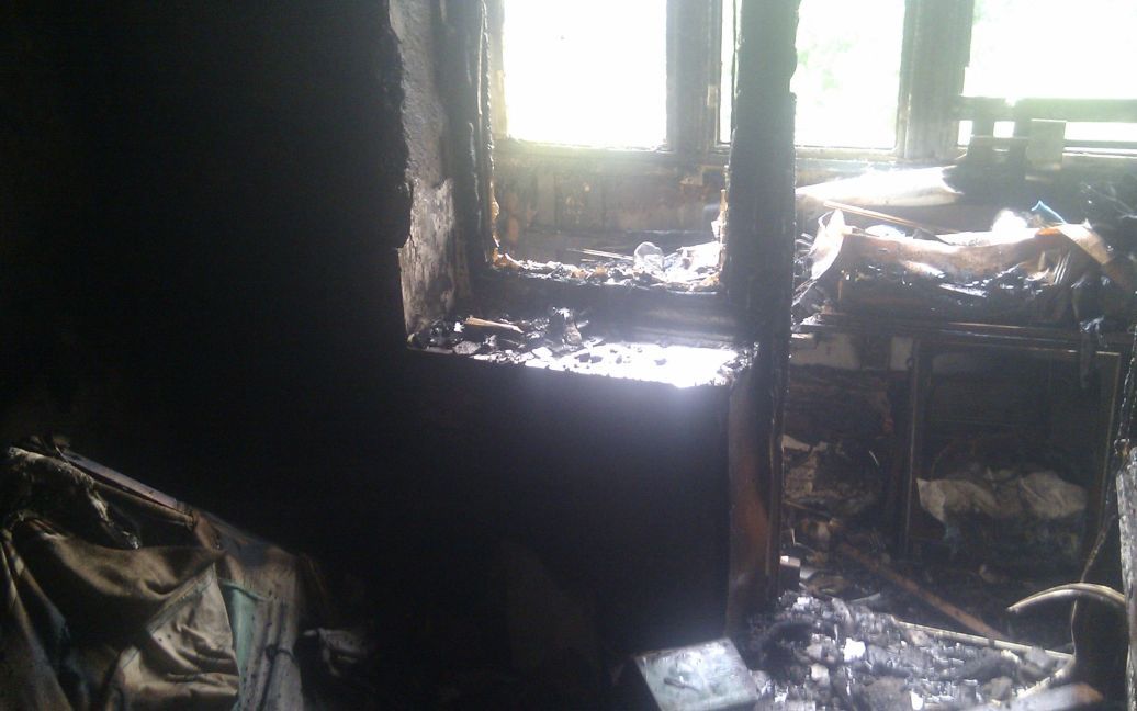 Декілька квартир вигоріло вщент / © facebook.com/MNS.GOV.UA