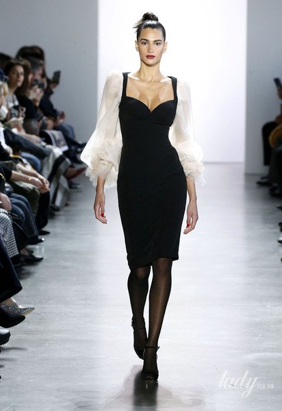 Колекція Badgley Mischka прет-а-порте сезону осінь-зима 2020-2021 / © East News