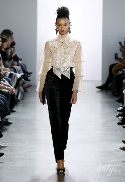 Колекція Badgley Mischka прет-а-порте сезону осінь-зима 2020-2021 / © East News