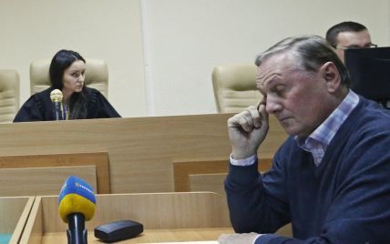 Єфремов затриманий незаконно і без оголошення підозри – адвокат