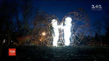 В Одесі встановили всесвітньо відому інсталяцію Love