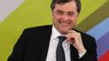 "Тане лід на хронічною калюжею": у Мережі обговорюють дивний вірш Суркова про двох сніговиків