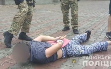 В Одесі правоохоронці затримали грузина, який вісім років перебував в міжнародному розшуку