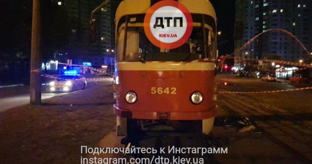 ДТП з трамваєм у Києві_5 / © facebook.com/dtp.kiev.ua