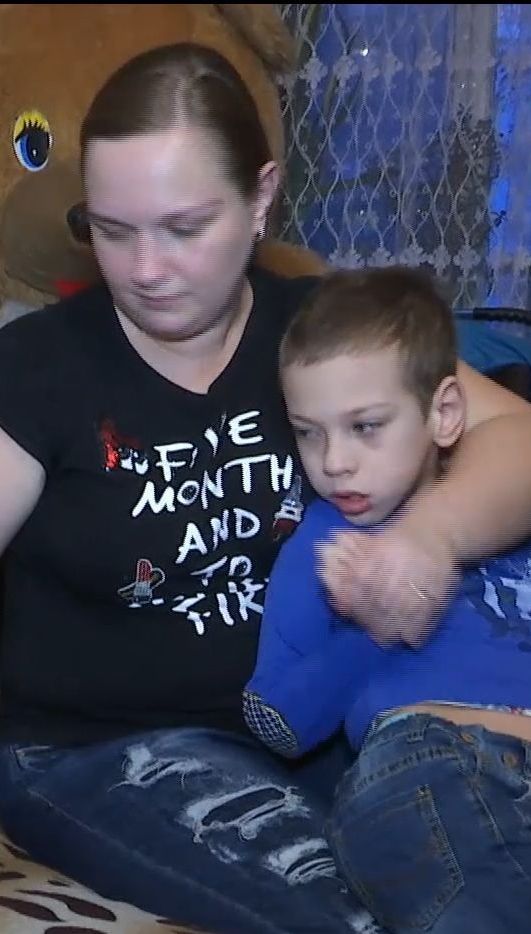 Мать-одиночка из Хмельницкого надеется на помощь неравнодушных в лечении сына