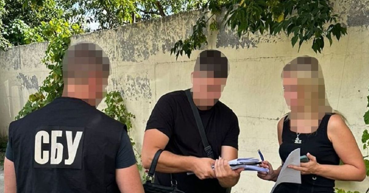 СБУ задержала главу врачебной комиссии/Управление СБ Украины в Полтавской области