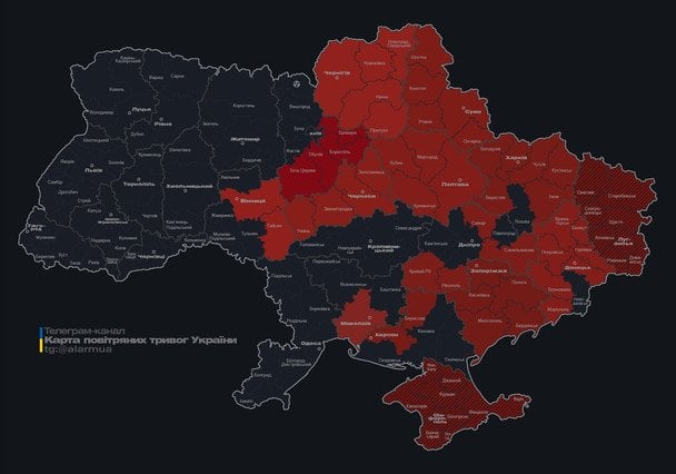 Мапа тривог станом на 11:25 п’ятниці, 1 травня. 