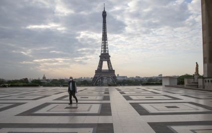 Пом'якшення карантинних обмежень у Франції: Ейфелева вежа буде доступна для відвідування