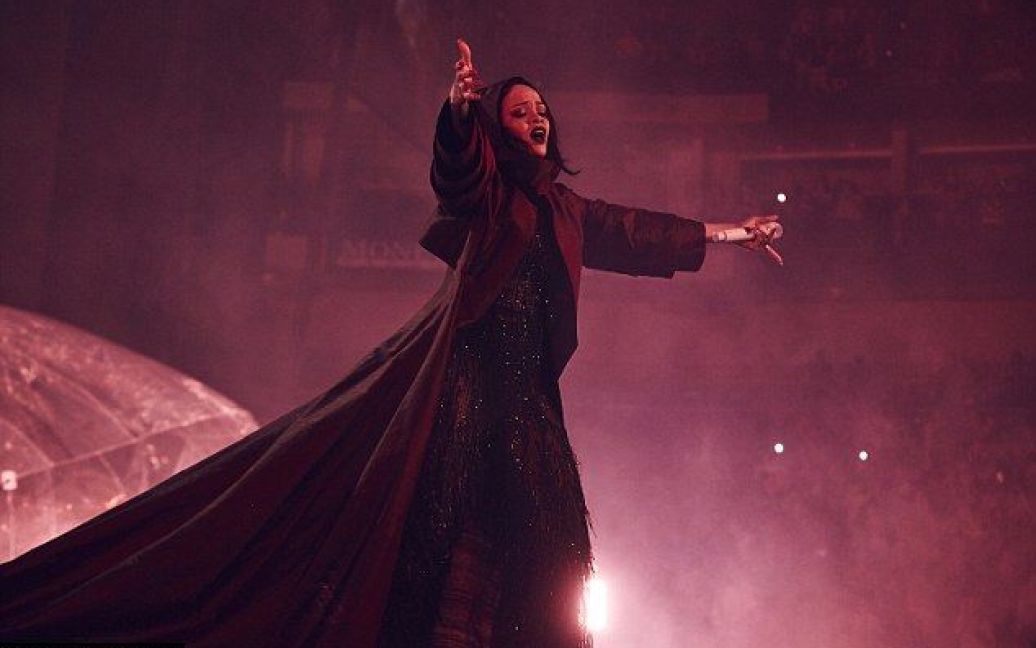 Рианна отправилась в тур по городам Америки / © rihannanow.com