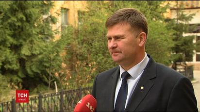 Два офіцери СБУ спробували вкоротити собі віку