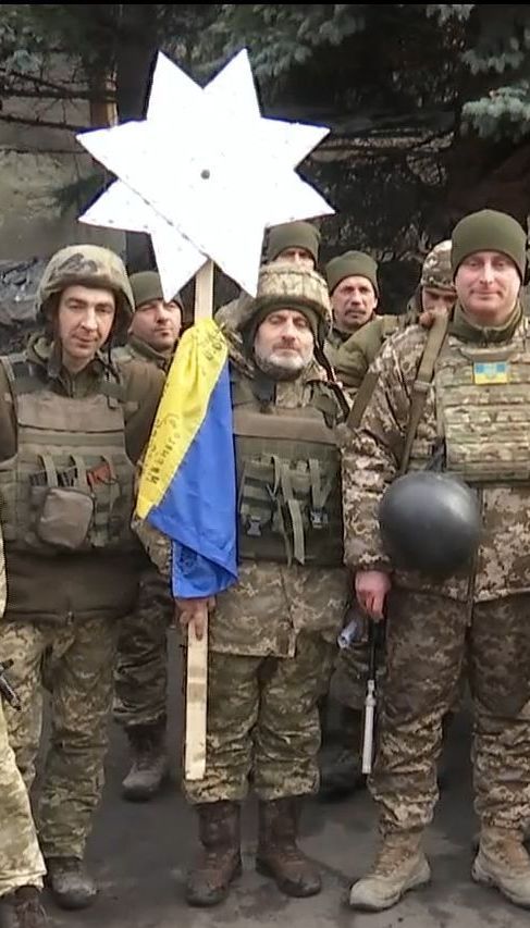 На передовой зазвучали украинские колядки