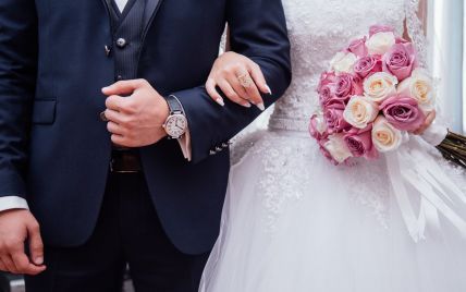 Разгневанный мужчина требует вернуть почти $10 тыс: девушка за день до свадьбы бросила жениха и вышла замуж за другого