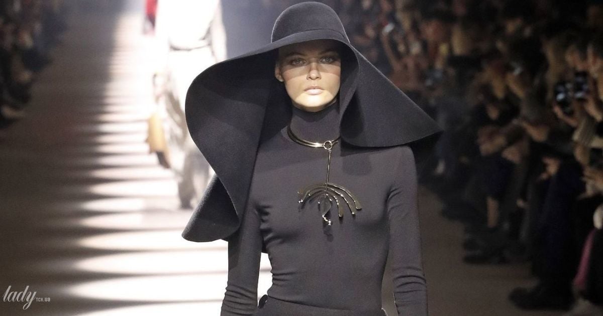 Колекція Givenchy прет-а-порте сезону осінь-зима 2020-2021
