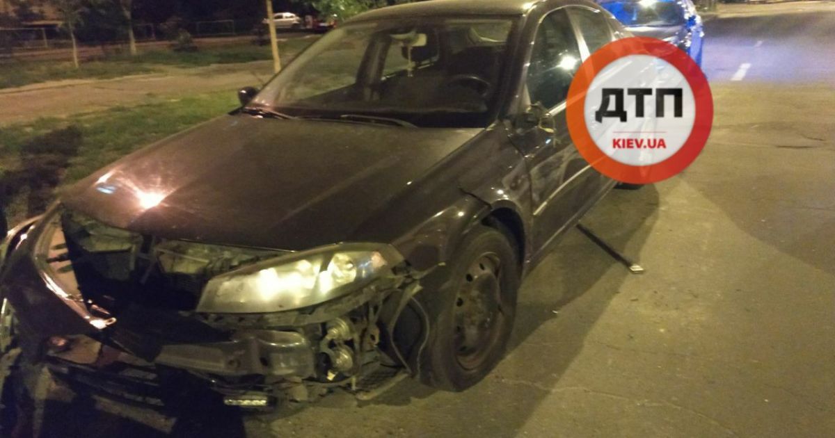ДТП по-троєщинськи: в аварії в Києві постраждало 8 авто 