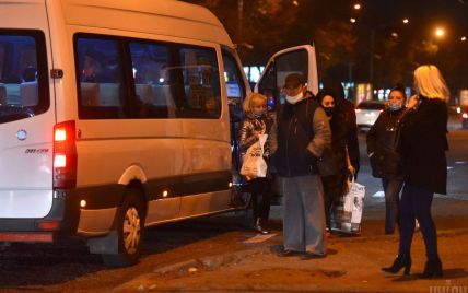 В пригородных маршрутках до Киева резко подорожал проезд на одном из загруженных направлений