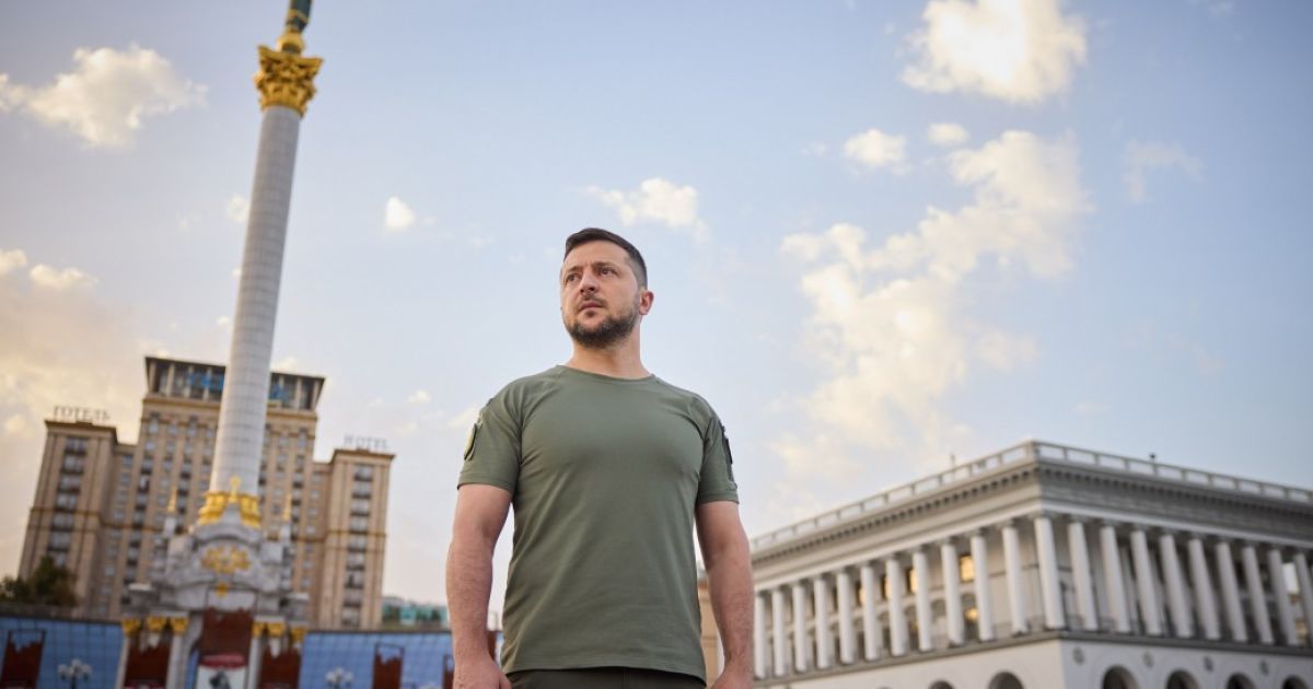 США нададуть Україні ППО, яка закриє небо від ракет РФ: Зеленський розповів про розмову з Байденом
