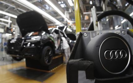 Volkswagen приостановил сборку кроссоверов Audi в России