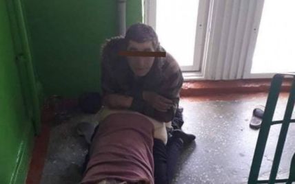 Оргии в многоэтажке на Волыни: соседи рассказали о женщине, которая терроризирует весь подъезд (фото 18+)