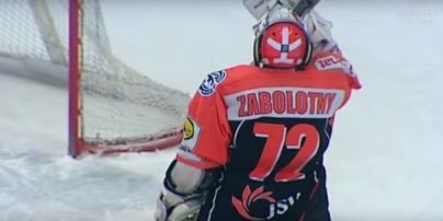 Хокейний воротар забив фантастичний автогол у Кубку Польщі