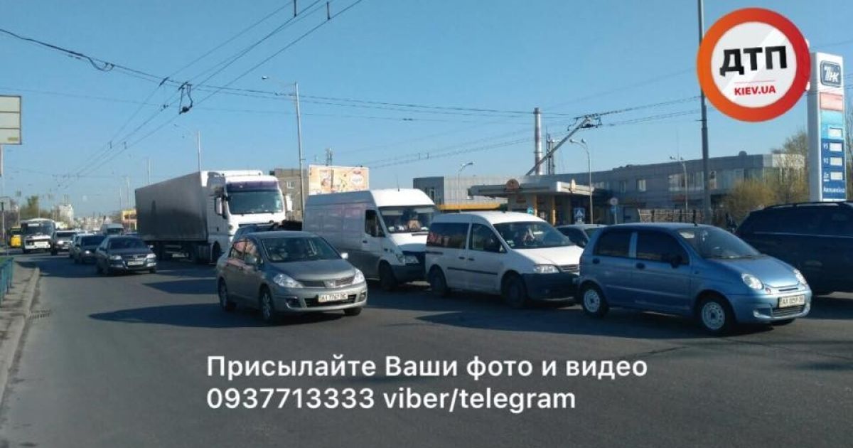 ДТП братиславська_5 / © facebook.com/dtp.kiev.ua