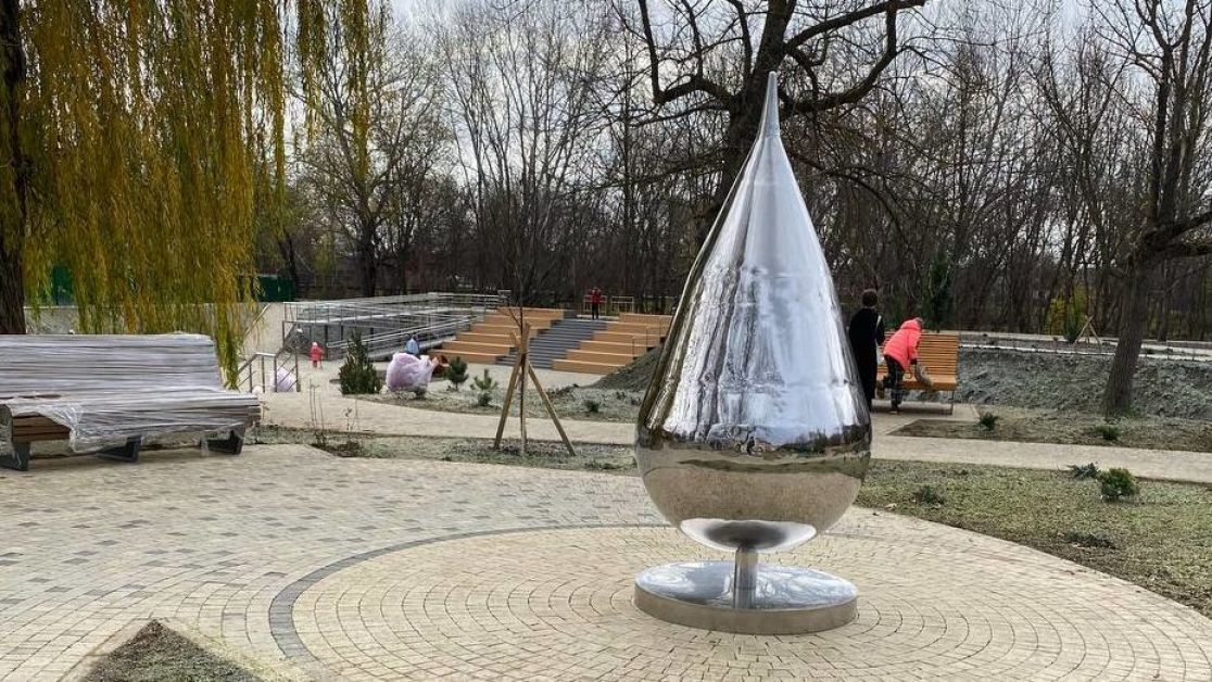 Первый в России памятник 