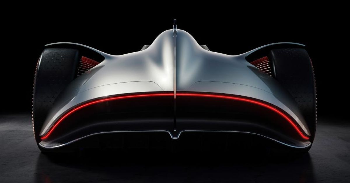 Mercedes-Benz EQ Silver Arrow_7 / © autoexpress