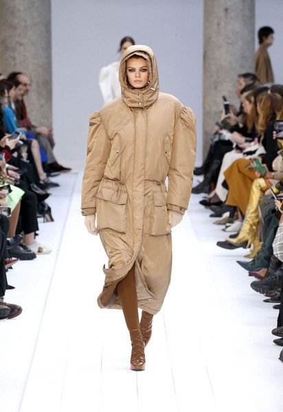 Коллекция Max Mara прет-а-порте сезона осень-зима 2020-2021 / © East News