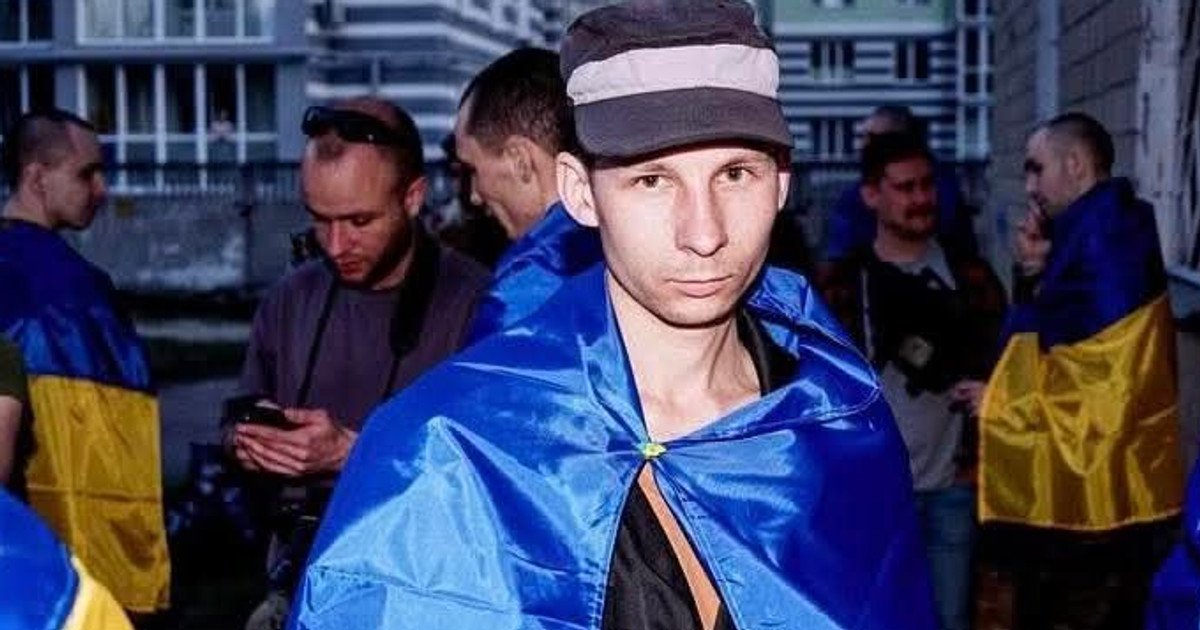 Герои возвращаются: шахтер ДТЭК, боровшийся за Мариуполь, освобожден из плена