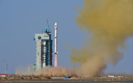 Уламки китайської ракети впали в море поблизу Тайваню