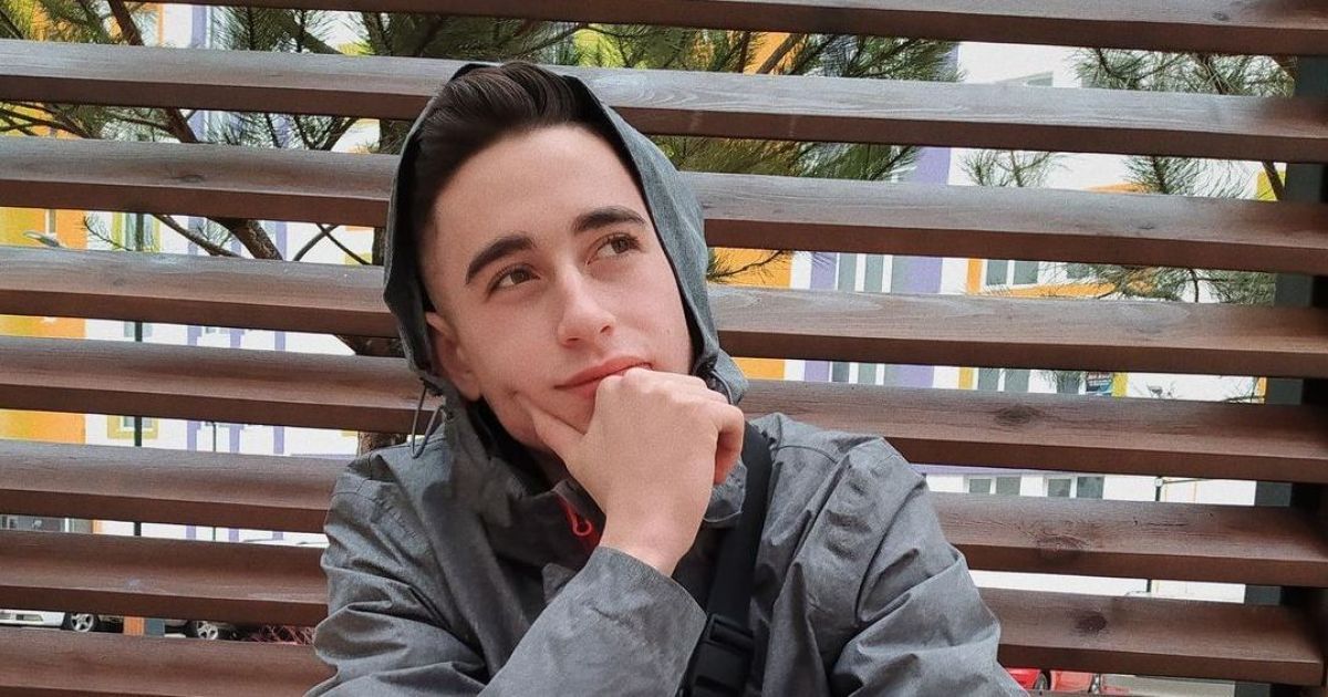 Роман Сасанчин показал кадры с одномесячной дочерью из больницы