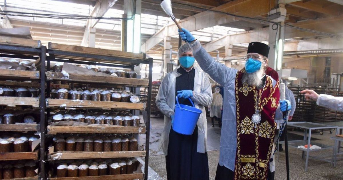 Коронавірус, Великдень та гроші за секс з Астаф'євою: десять найпопулярніших матеріалів на ТСН.ua за 16 квітня