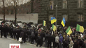 Рада свой первый рабочий день после каникул начинала под скандирование митингующих