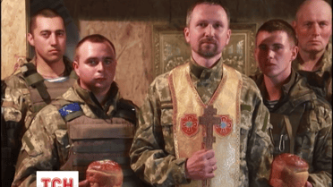 Українські десантники записали зворушливе привітання з Великоднем