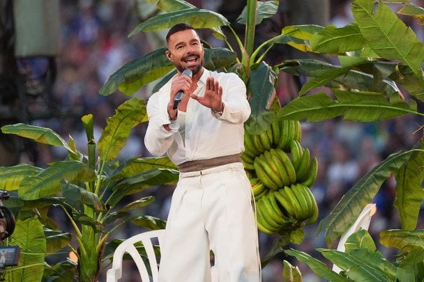 Рікі Мартін публічно звернувся до українки після її щемливого зізнання про його музику під час війни