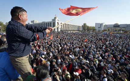 В Кыргызстане оппозиция хочет сформировать новое правительство
