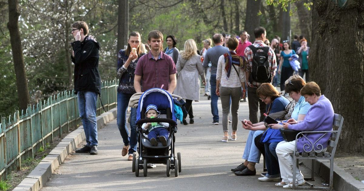 Запад затянут дожди, а в остальных регионах еще будет сухо. Прогноз погоды на 17 апреля
